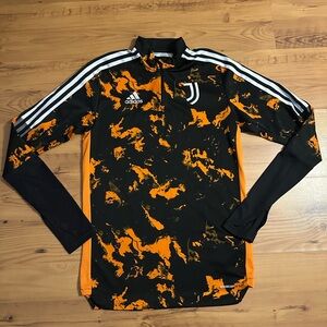 Women's M Black & Orange Juventus Top